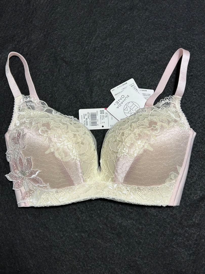 ワコール　Wacoal ブラ&ショーツ　セット　【ＳＵＨＡＤＡ　ＯＮＥ】