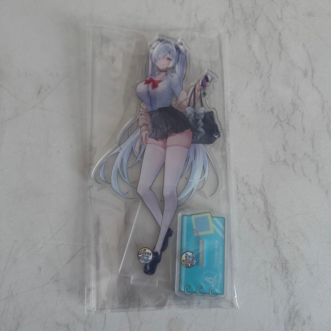 韓国　勝利の女神NIKKE　制服　アクリルスタンド　シンデレラ