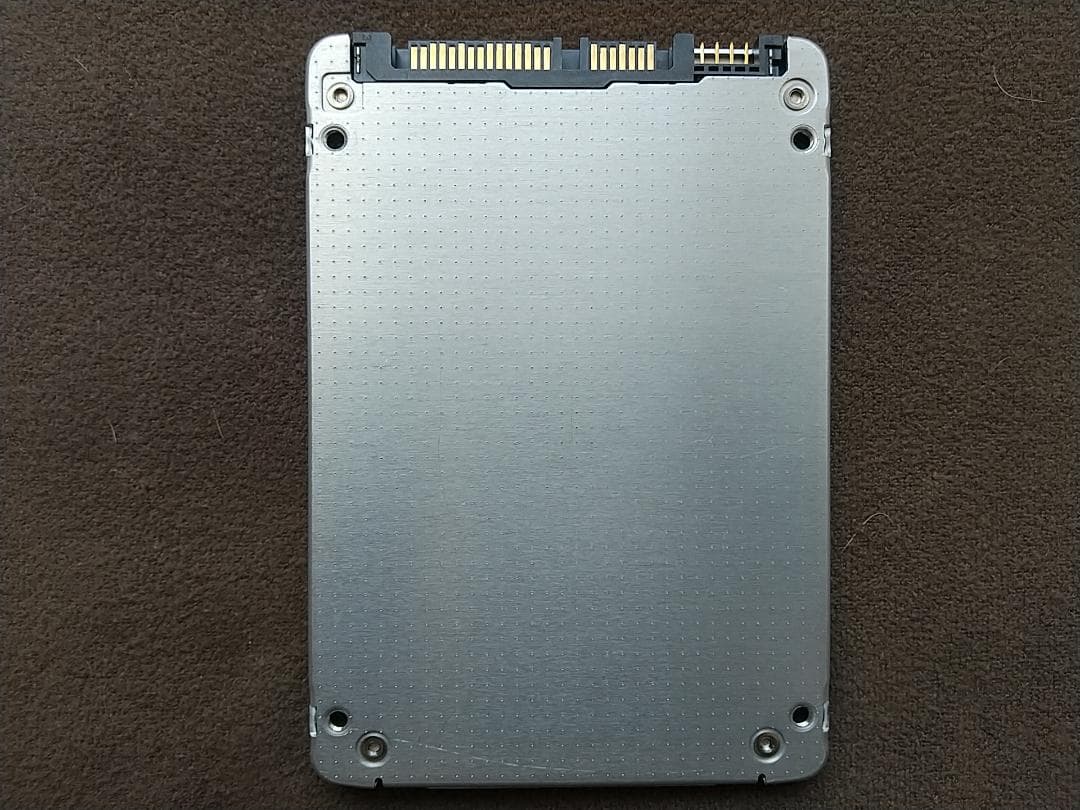 SSD 2TB(1920GB) 2.5 SATA 東芝 使用:520h 292回