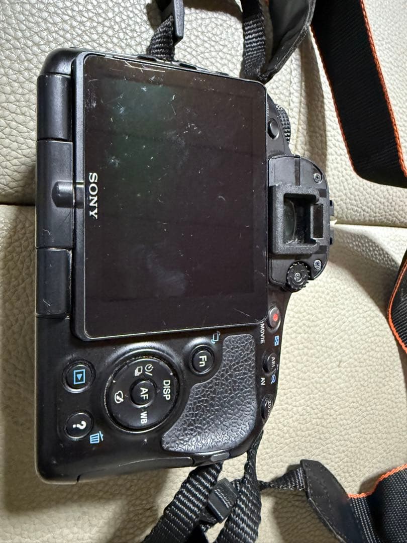 Sony α57 デジタル一眼レフ　ダブルレンズ