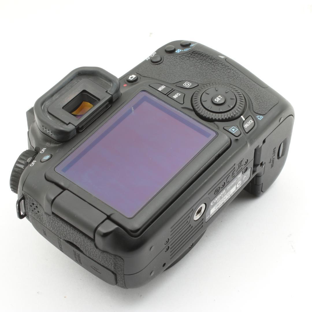 シャッター4723回 Canon EOS 60D 18-135mm レンズキット