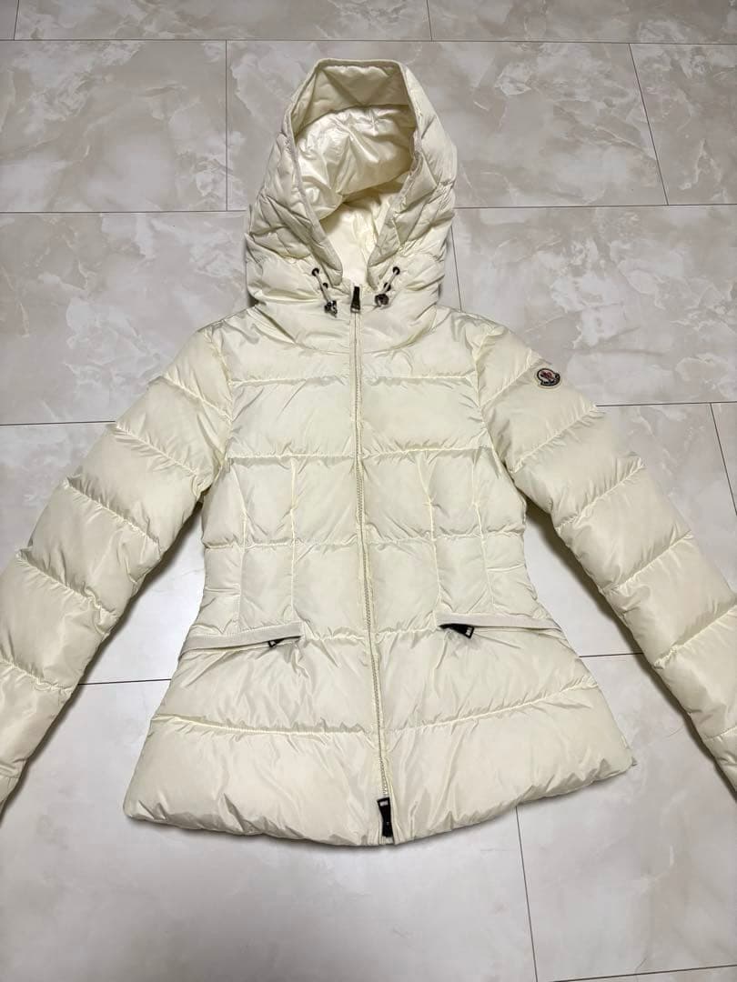 モンクレール AVOCE