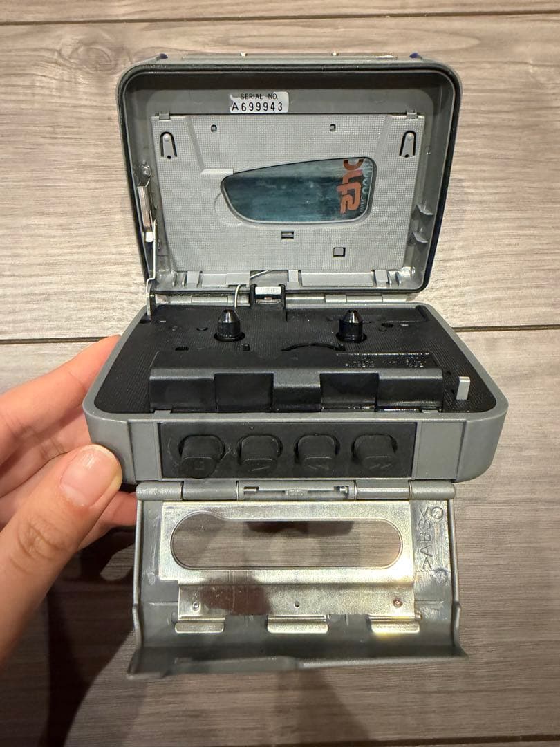 ジャンク品 Sony WM-FS191 Sports Walkman