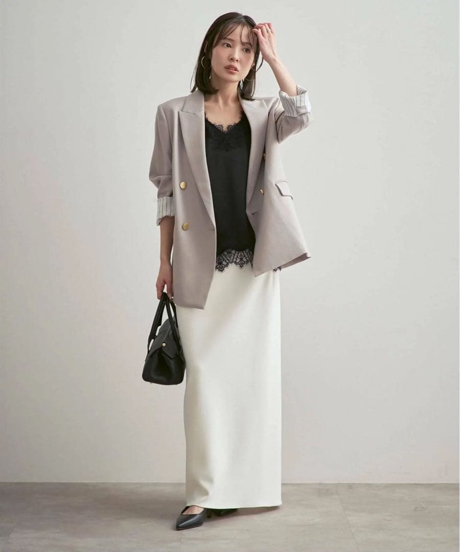 新作！NOBLE リバーレーストリミングサテンキャミソール