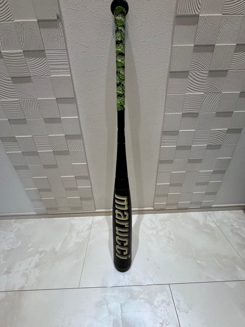 Marucci MVP 軟式バット ブラック/グリーン