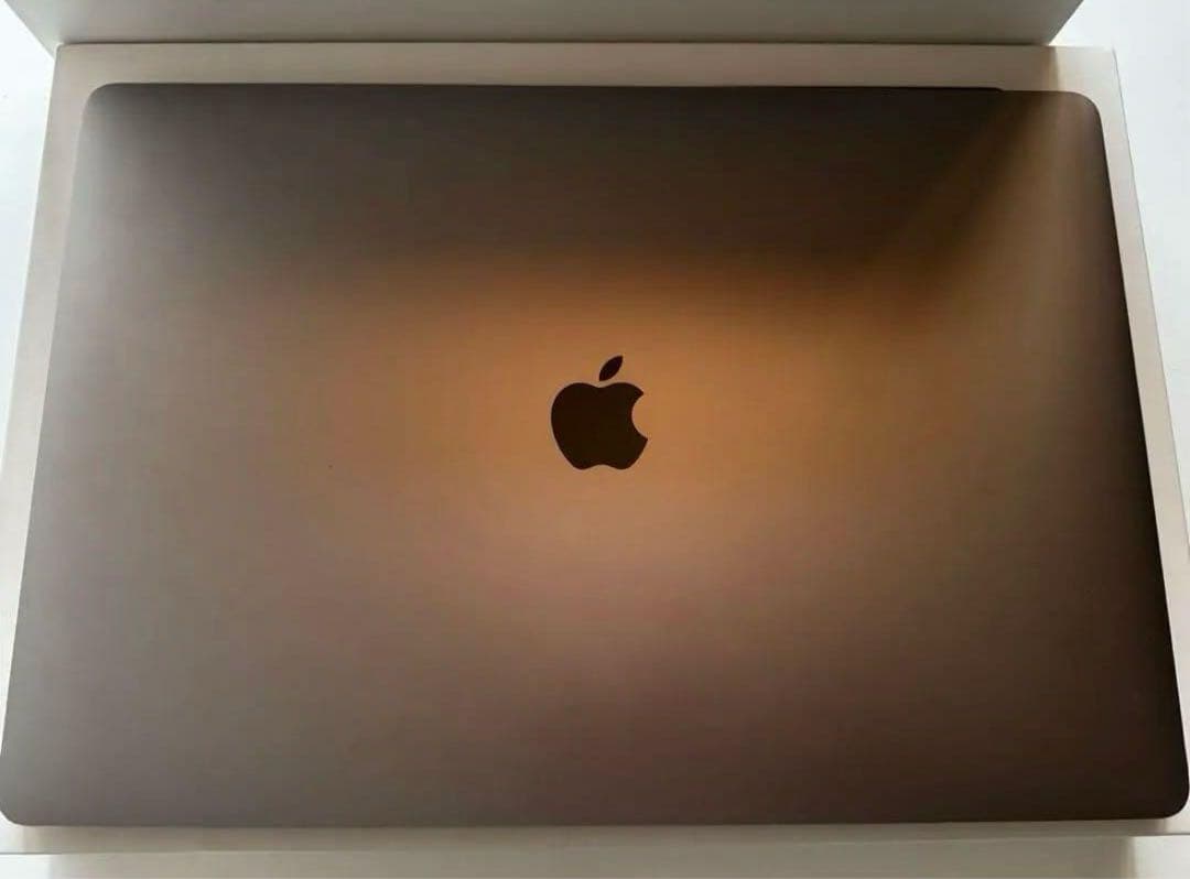 Apple MacBook Pro 16インチ 2019 i9 64GB 2TB