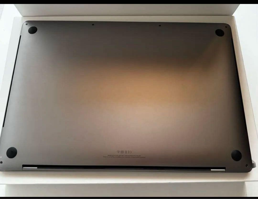 Apple MacBook Pro 16インチ 2019 i9 64GB 2TB