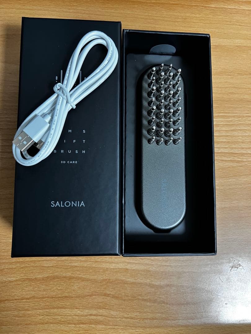 サロニアEMSリフトブラシ 3Dケア