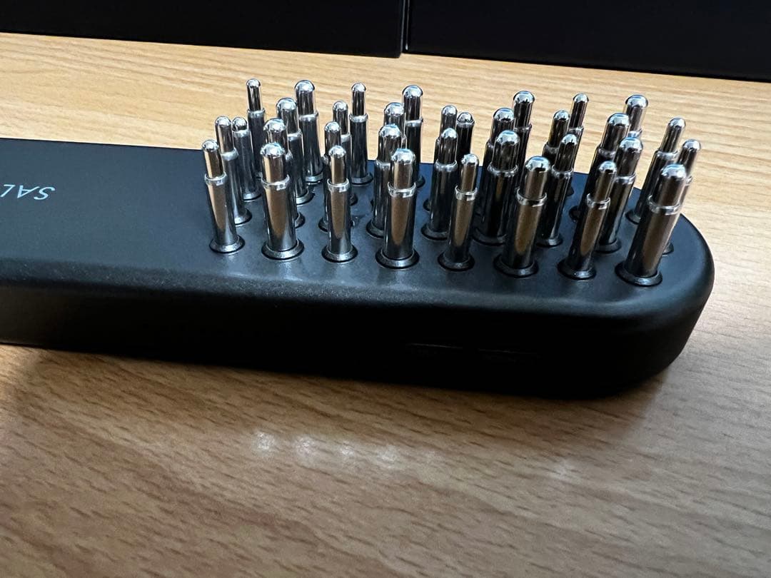 サロニアEMSリフトブラシ 3Dケア