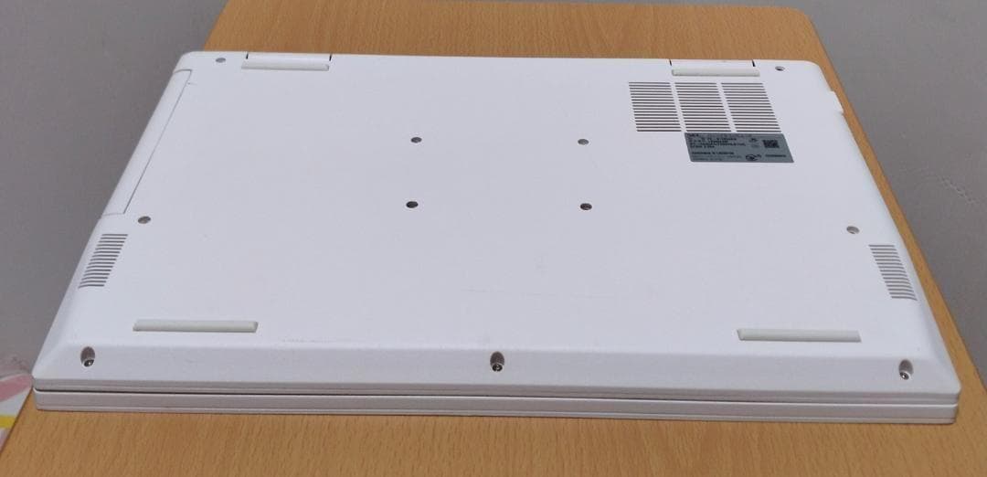 NEC AMD Ryzen 7 4700U/SSD1TB/メモリ16GB/DVD