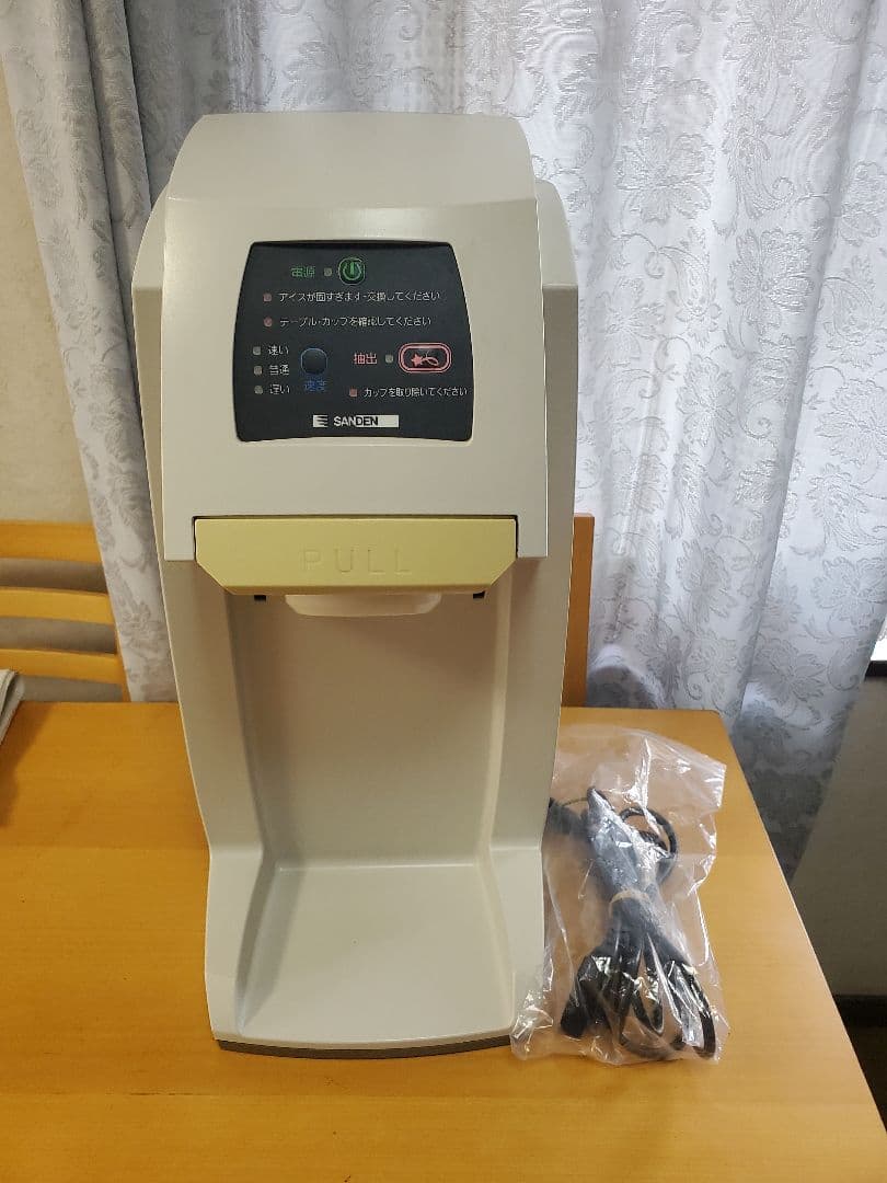 SANDEN ソフトクリームマシン CIM-10A One Shot OS3