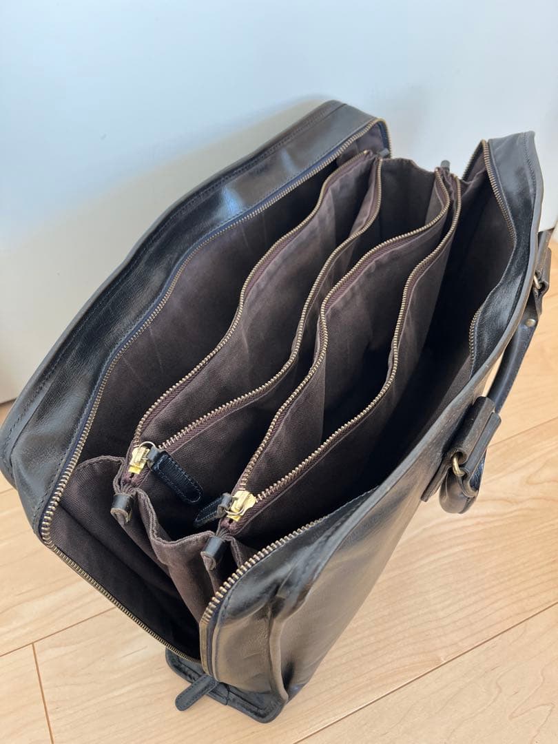 フェリージ　Felisi 本革　オールレザー