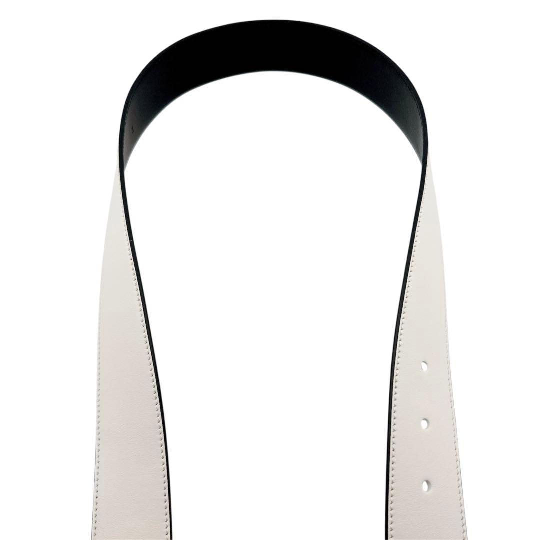 未使用級◇プラダ レザー トライアングルロゴ 三角プレート ホワイト ベルト