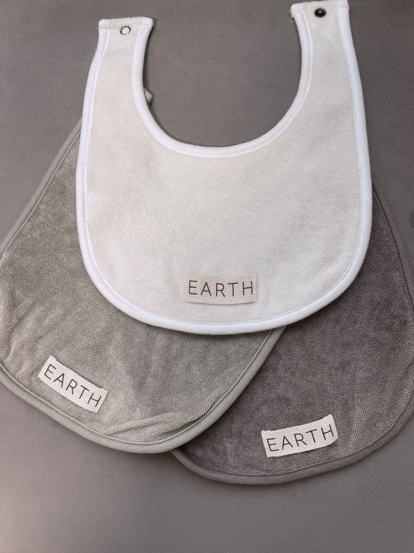 美品　EARTH スタイ　3カラー
