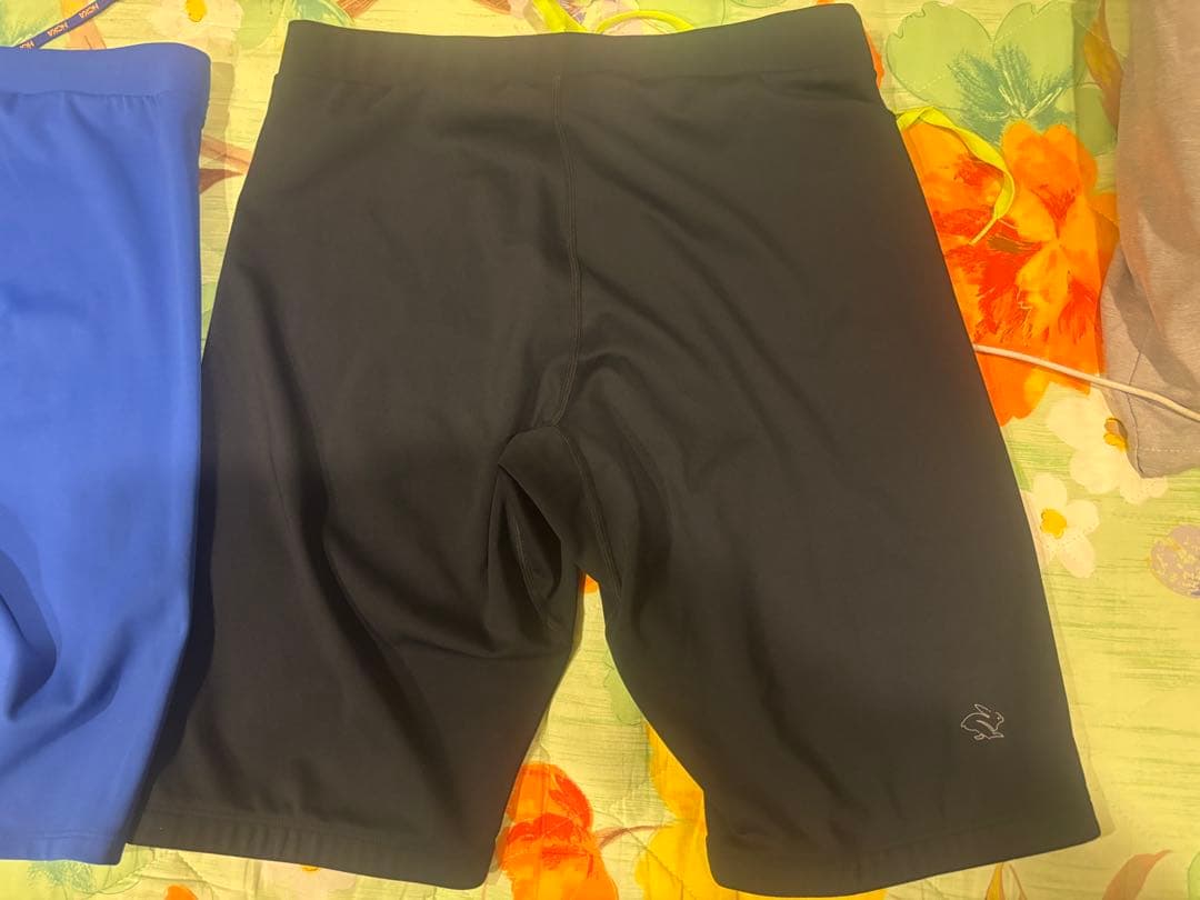 HOKA ランニングタイツ 2色セット