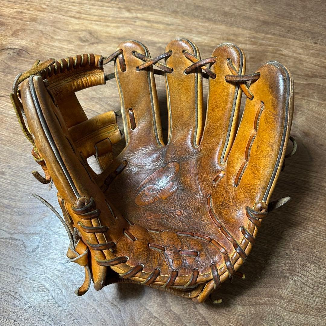 ドナイヤ　硬式内野グローブ　山田哲人