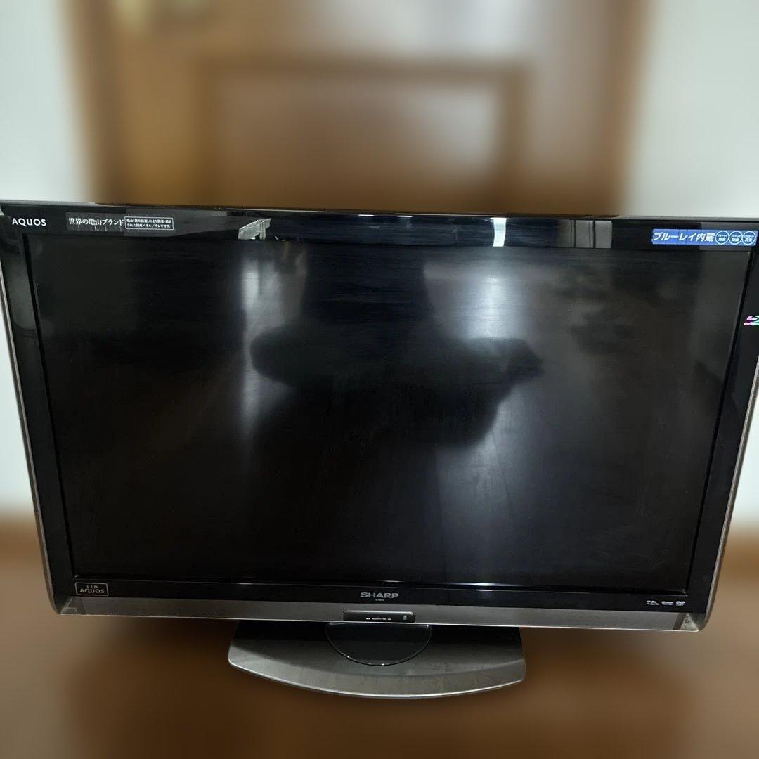 禎一　シャープAQUOS 40型