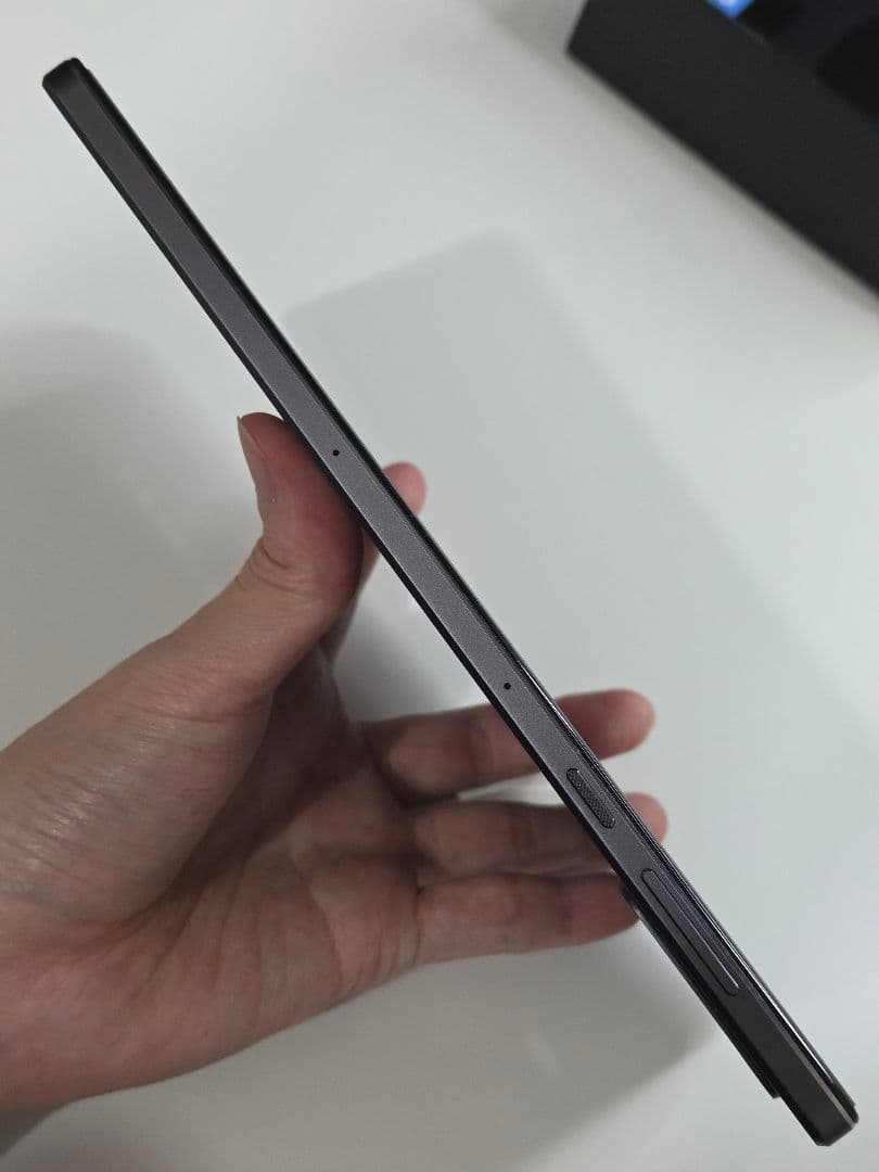 美品Lenovo legion Y700 2023 12GB/256GB ペン付