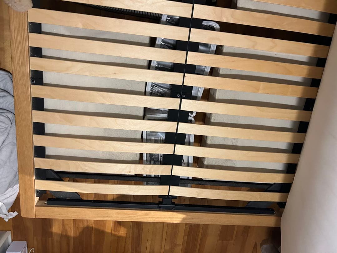 3月下旬引き渡し　直接受け取れる方優先　無印ダブル　ベッドフレーム　脚20センチ