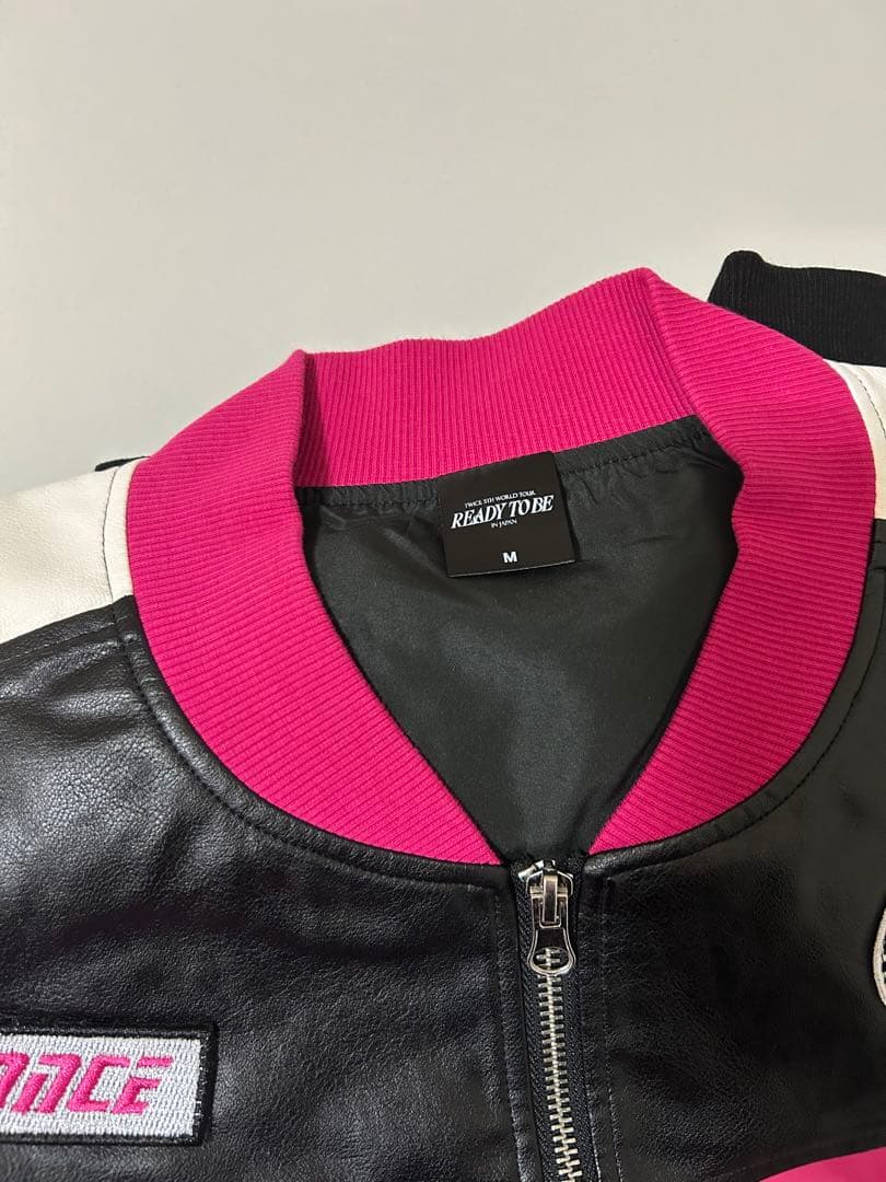 【美品】TWICE スタジャンMサイズ