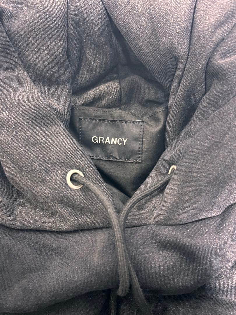 GRANCY フーディモチーフショルダーバッグ