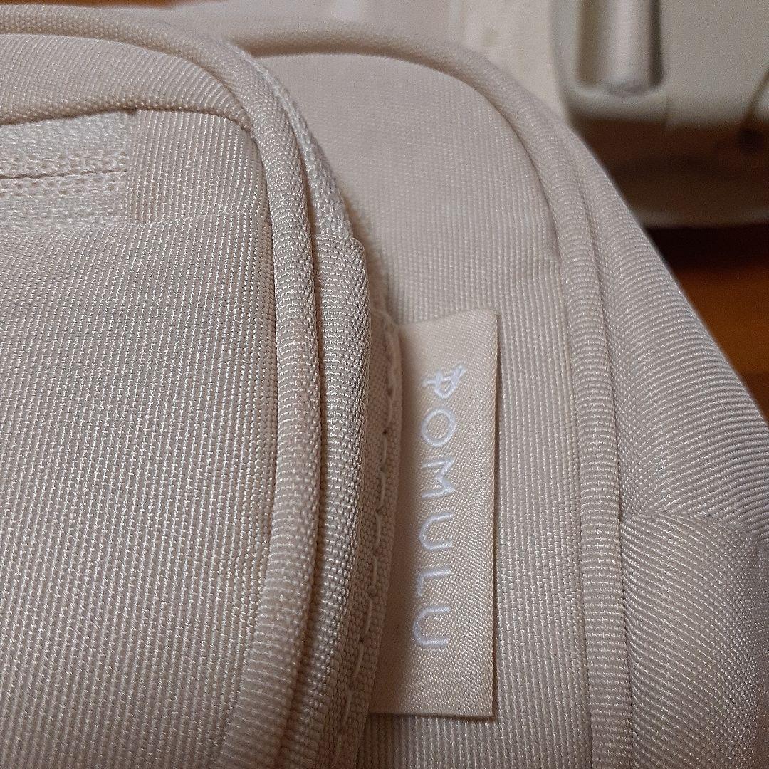 POMULU ヒップシート ホワイト