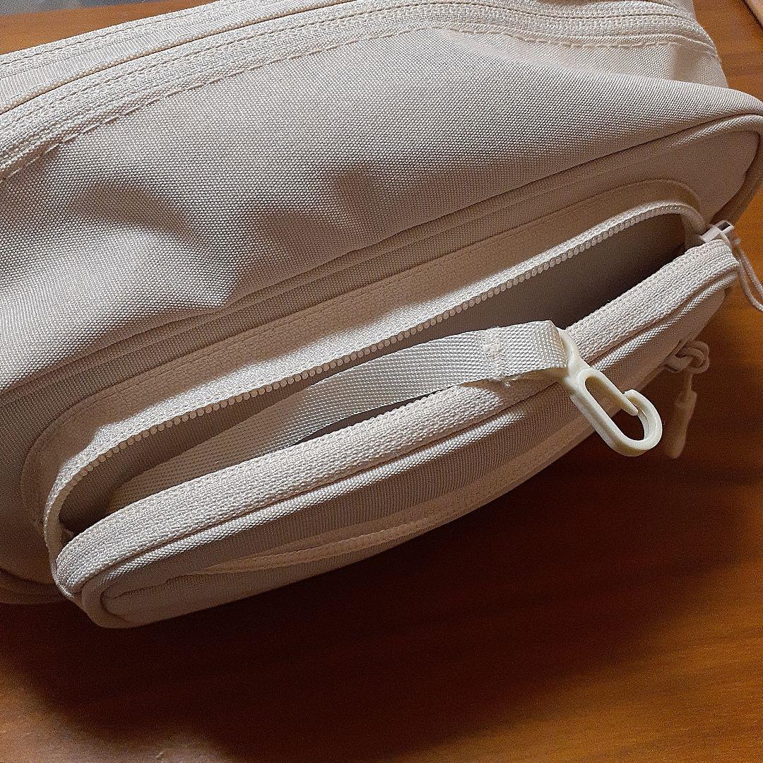 POMULU ヒップシート ホワイト