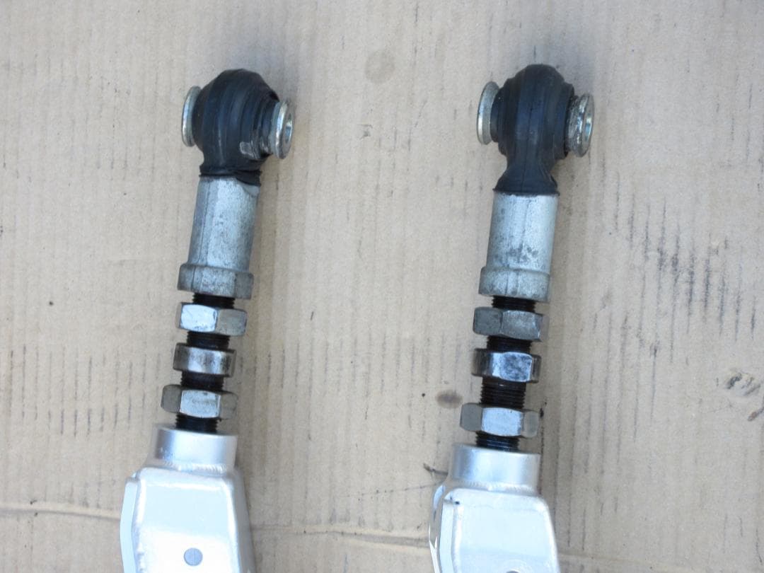 美品 フラットウェル リア ロアアーム brz zn6 zn8 zd8 vab