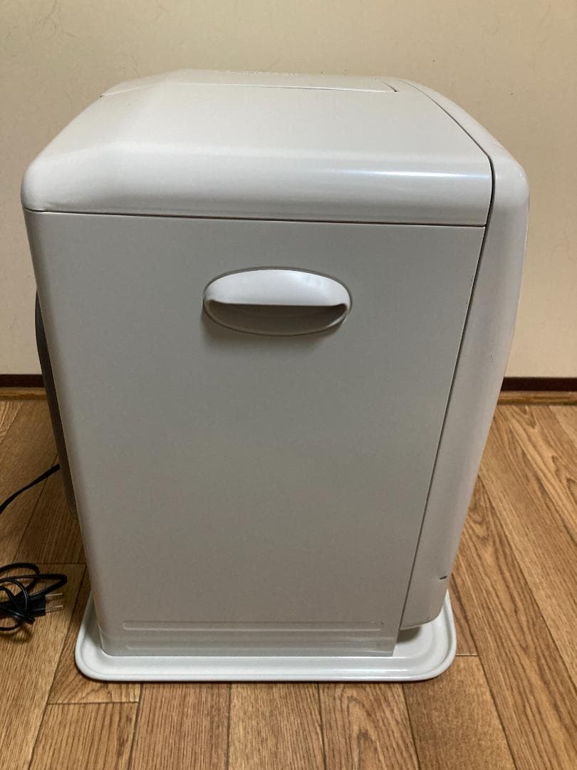 ★ダイニチ★9.0L■ 石油 ファンヒーターFW-3616L■ 2016年製