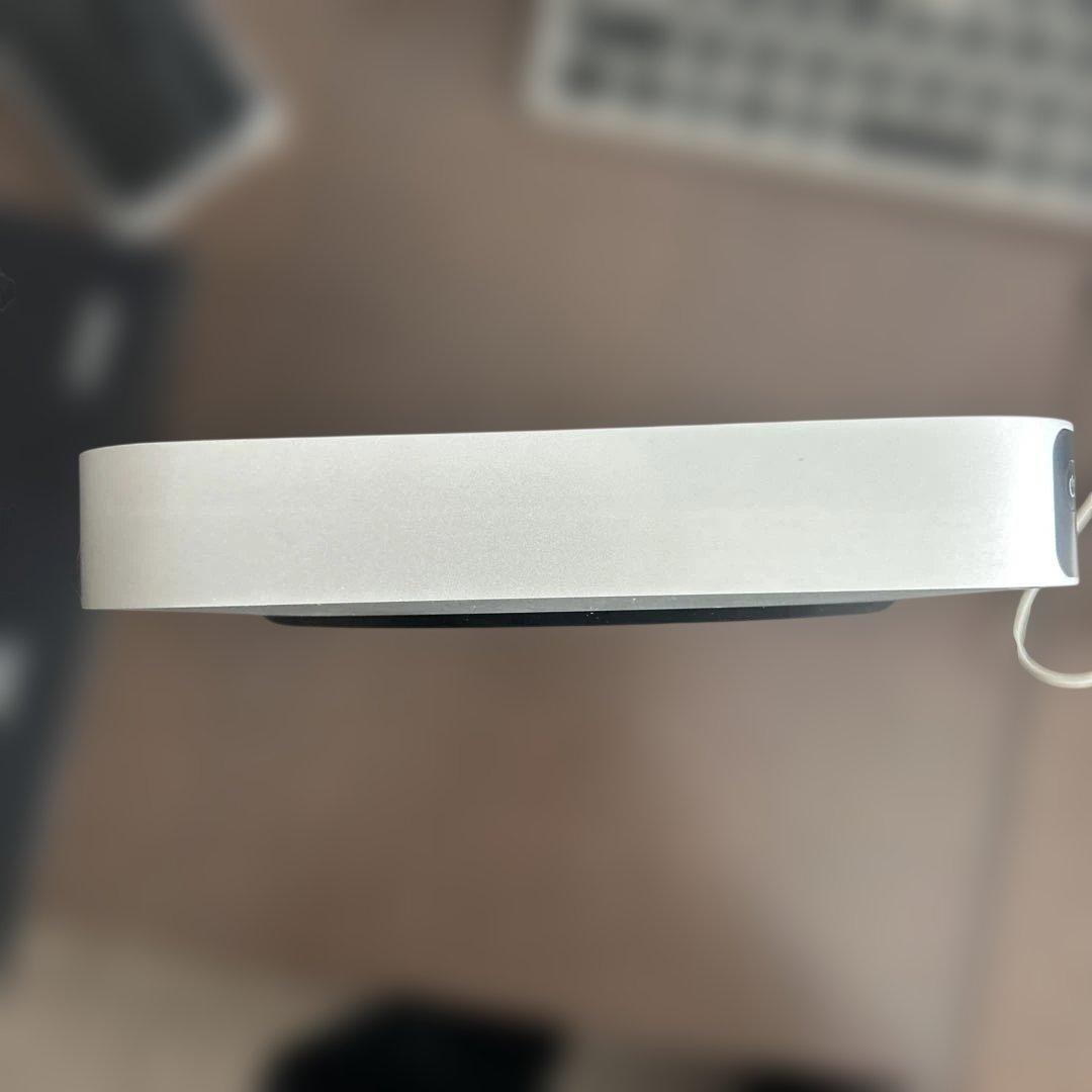 Apple Mac mini シルバー　A1347