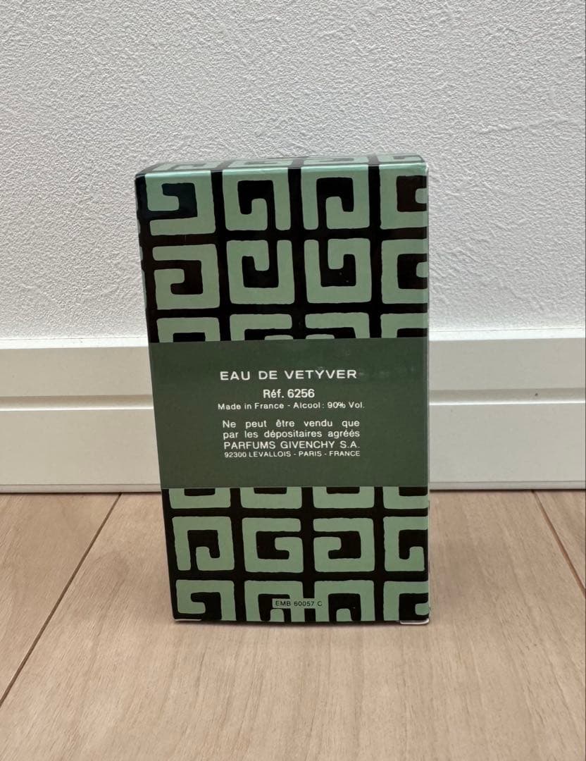 GIVENCHY ジバンシー eau de vetyver 109ml