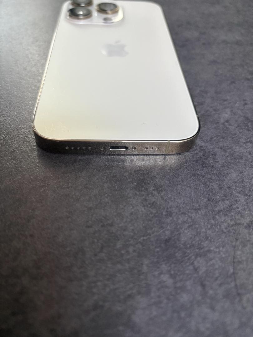 週末処分　超美品Apple iPhone 14 Pro 256GB SIMフリー