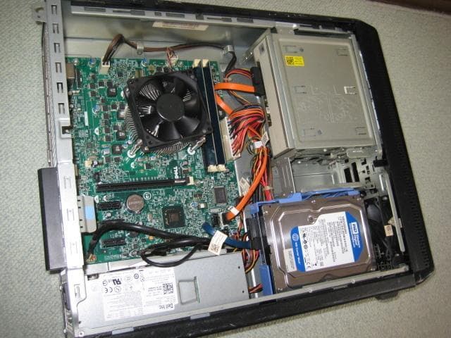 ☆DELL Vostro260s Core i3 2120 4GB Win10