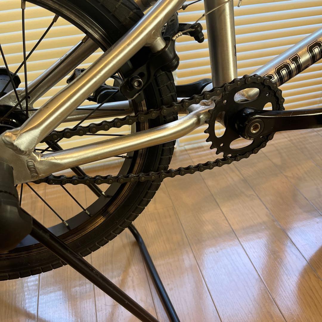 【E様】直接引渡し ダーカスワン BMX SOLO シルバー 16インチ