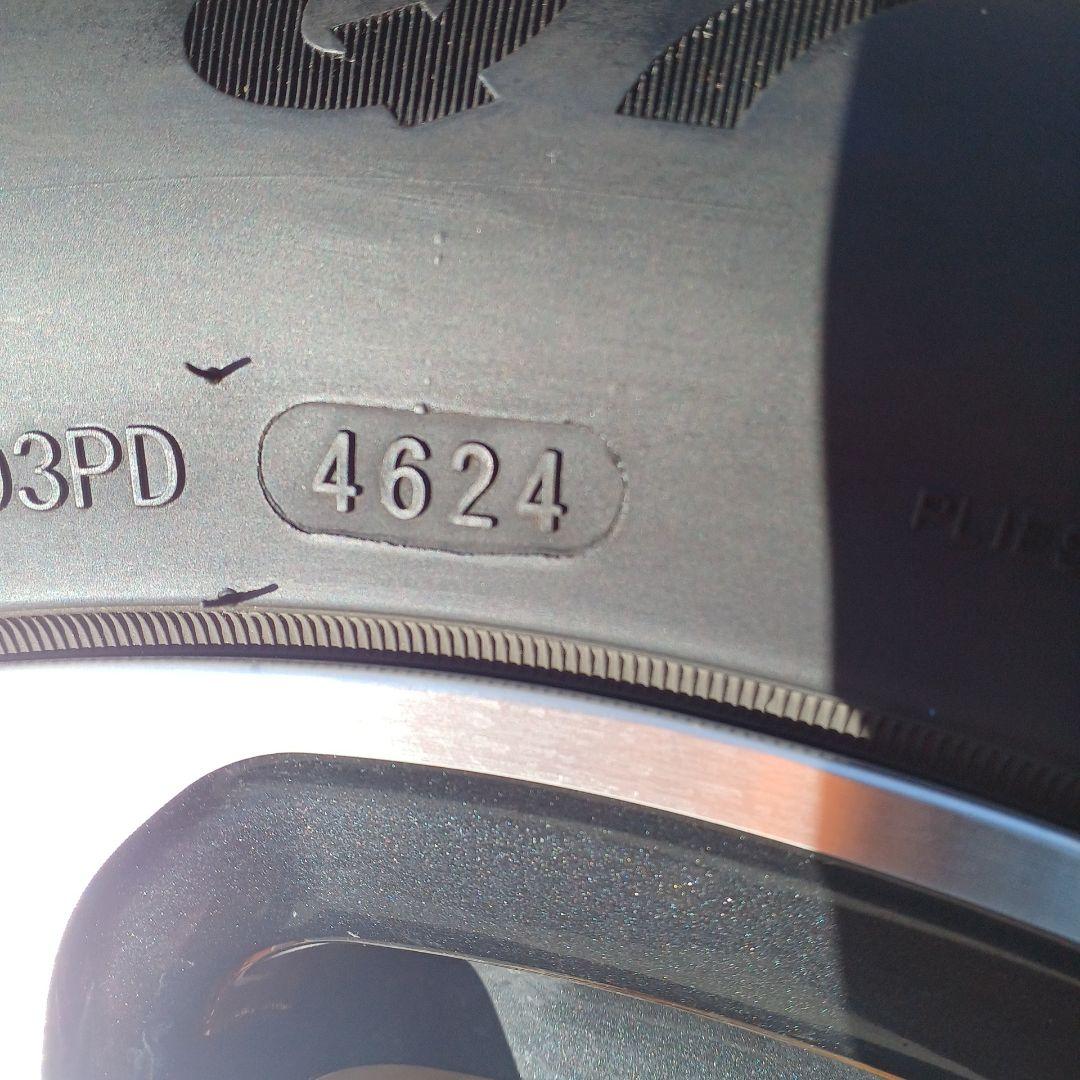 エスクァイア純正ホイールタイヤ 4本セット　　ヴォクシー　ノア