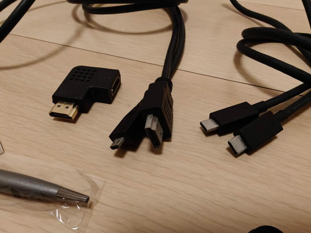 ASUS MB16AHP モバイルモニター 15.6インチ バッテリー内蔵