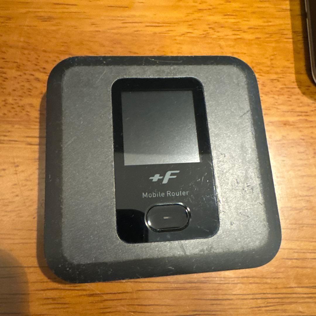 FUJISOFT FS040Wモバイルルーター　本体のみ