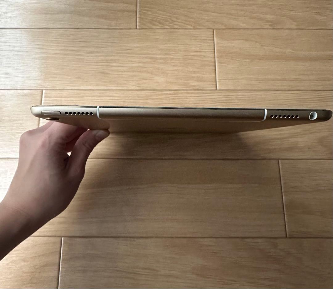 Apple iPad Pro 9.7インチ 128GB Wi-Fi ゴールド