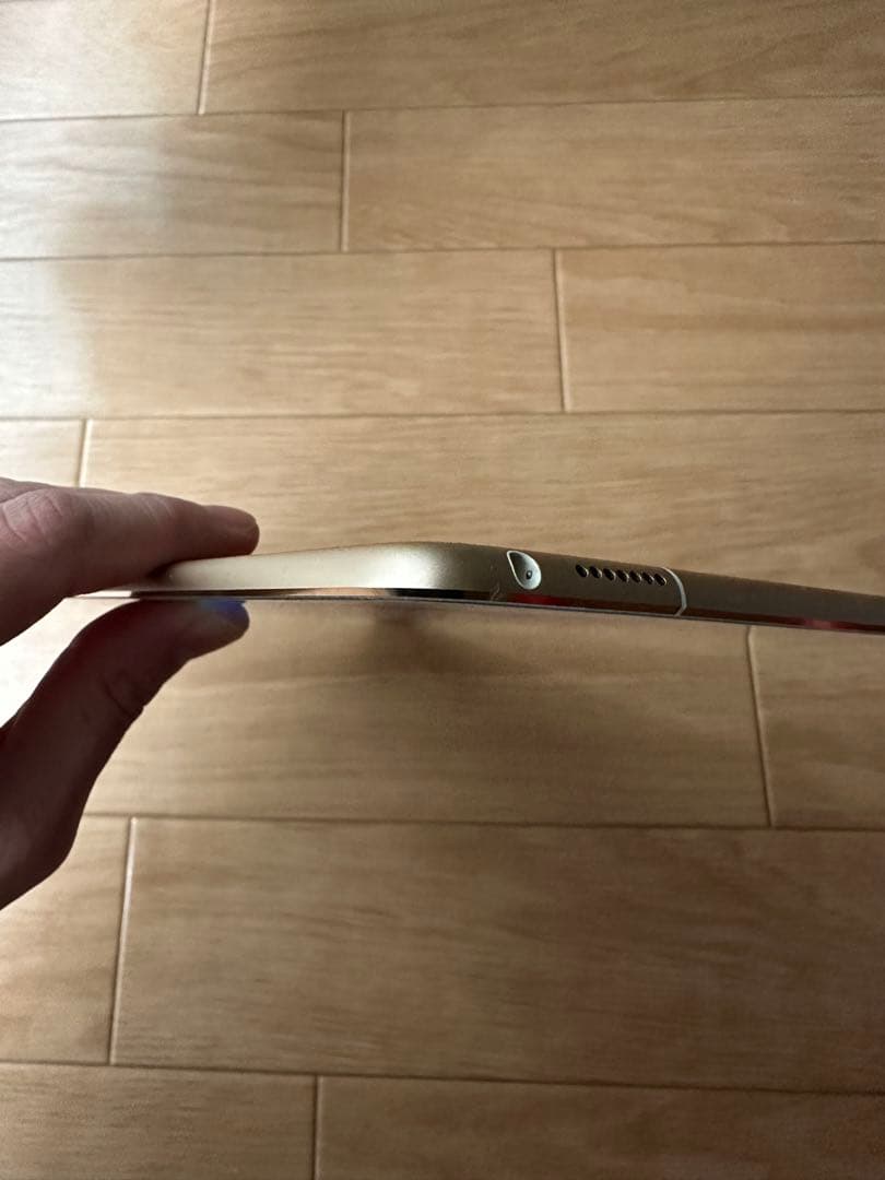 Apple iPad Pro 9.7インチ 128GB Wi-Fi ゴールド