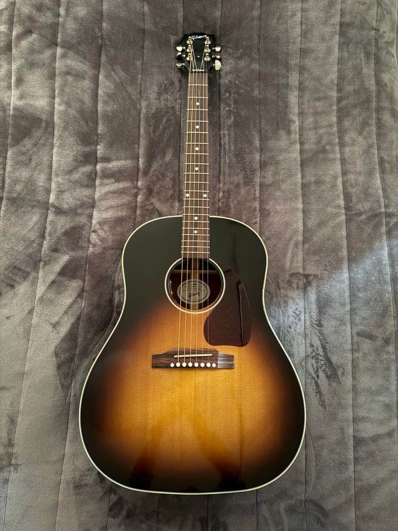 祭屋さん　Gibson J-45 Standard VS