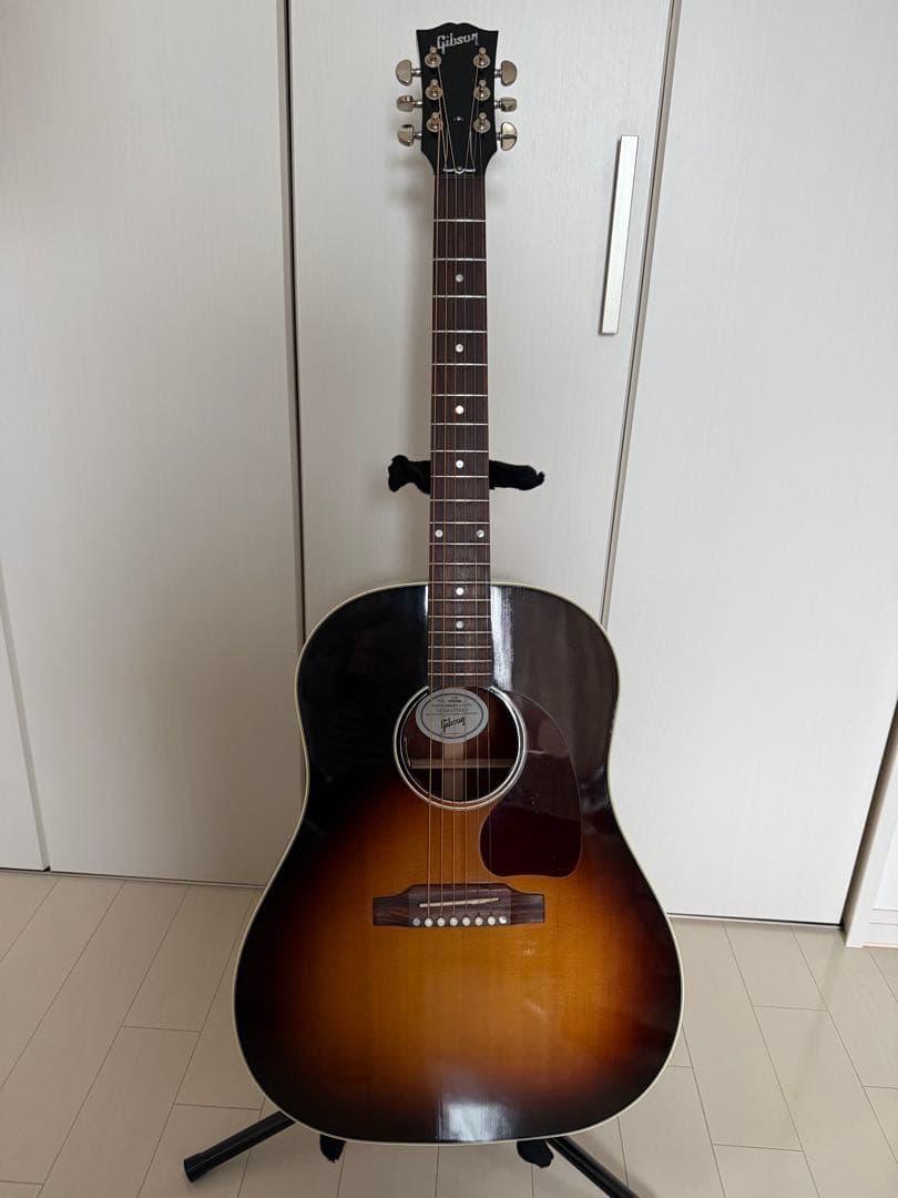 祭屋さん　Gibson J-45 Standard VS