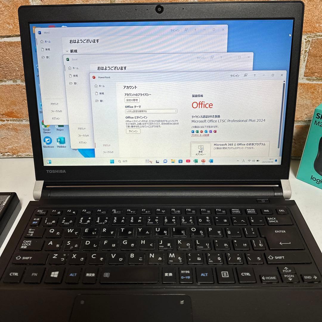 東芝ノートパソコンSSD512GB メモリ8GB オフィス　Windows 11