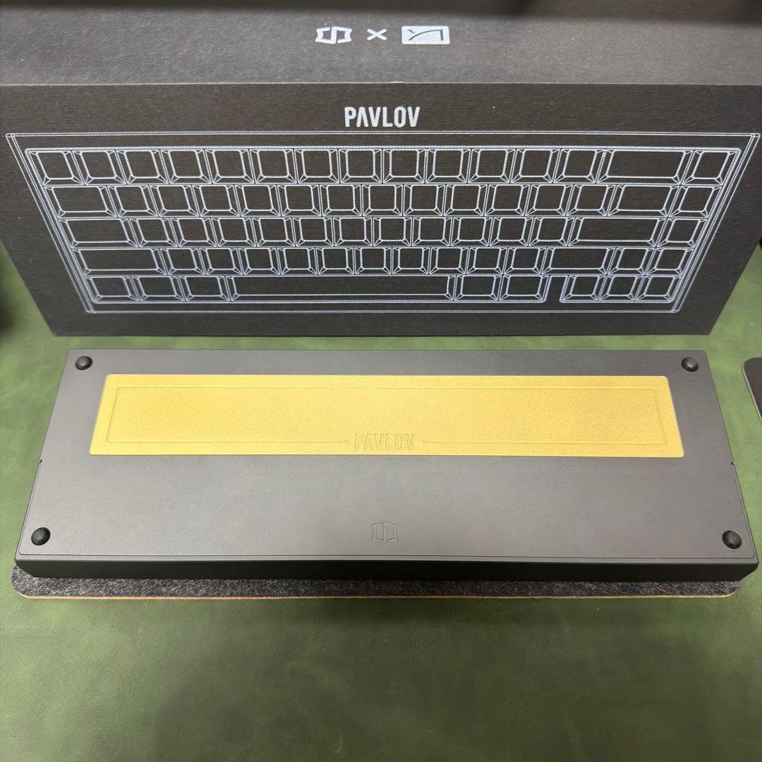 KBDfans PAVLOV 65% メカニカルキーボード　【本体のみ】