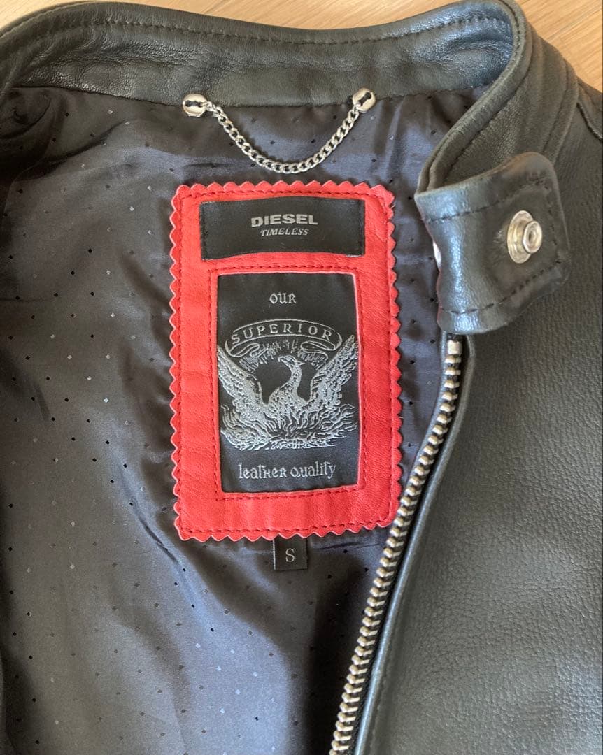 週末限定最終値下げ！ディーゼル　レザージャケット　ライダース