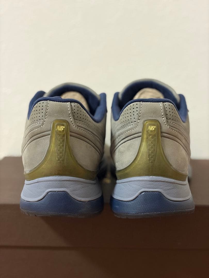 靴 New Balance M2040 GL3