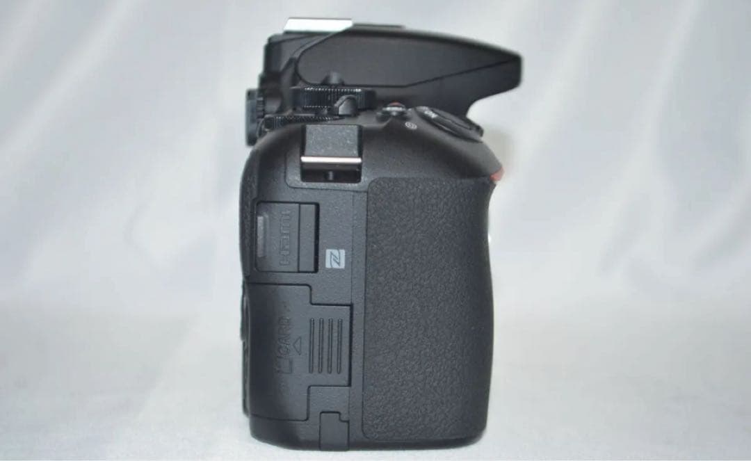 新品数のシャッター数555回以下☆Nikon D5600☆シリーズ最新&新型