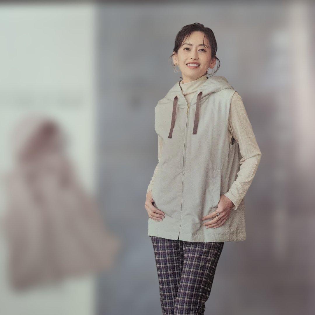 シャルレあったか中綿ベストМ〜Lサイズ撥水加工軽いシールドピンク新製品！