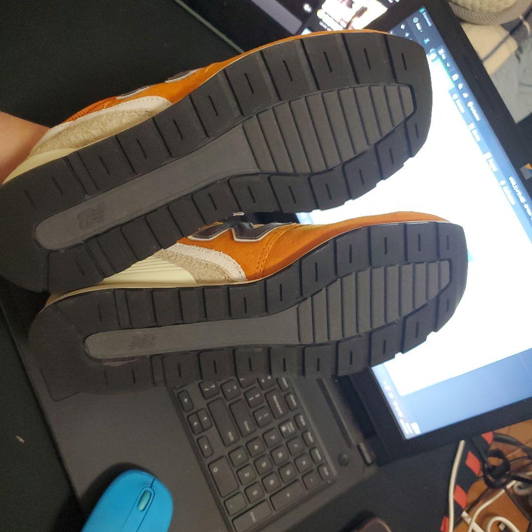 New Balance オレンジ スニーカー 未使用