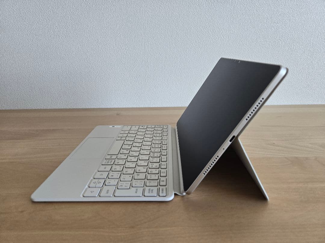 新品同様Lenovo Yoga Tab 11インチ最新型 +純正キーボードパック