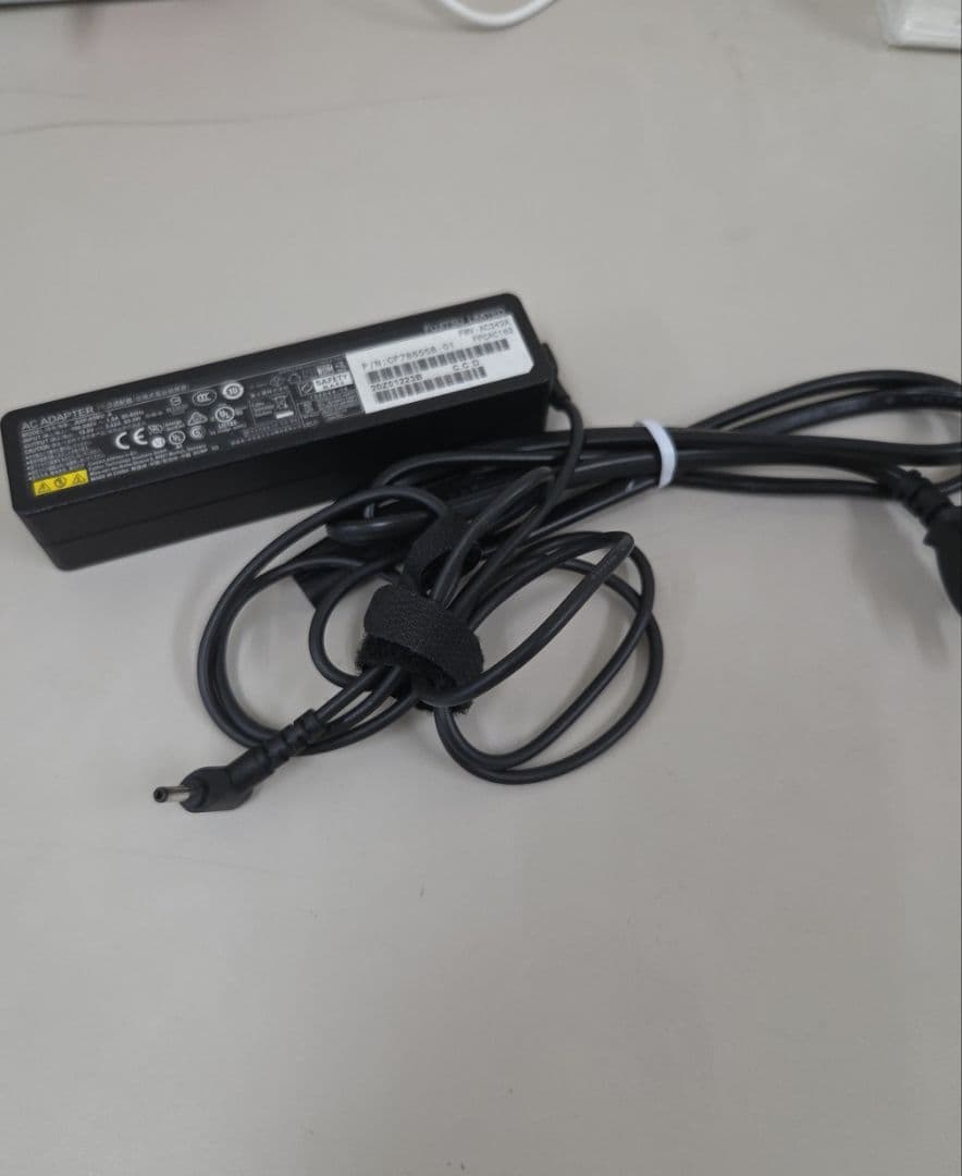 第10世代 i5 富士通 ARROWS Tab Q7310/DB Windows